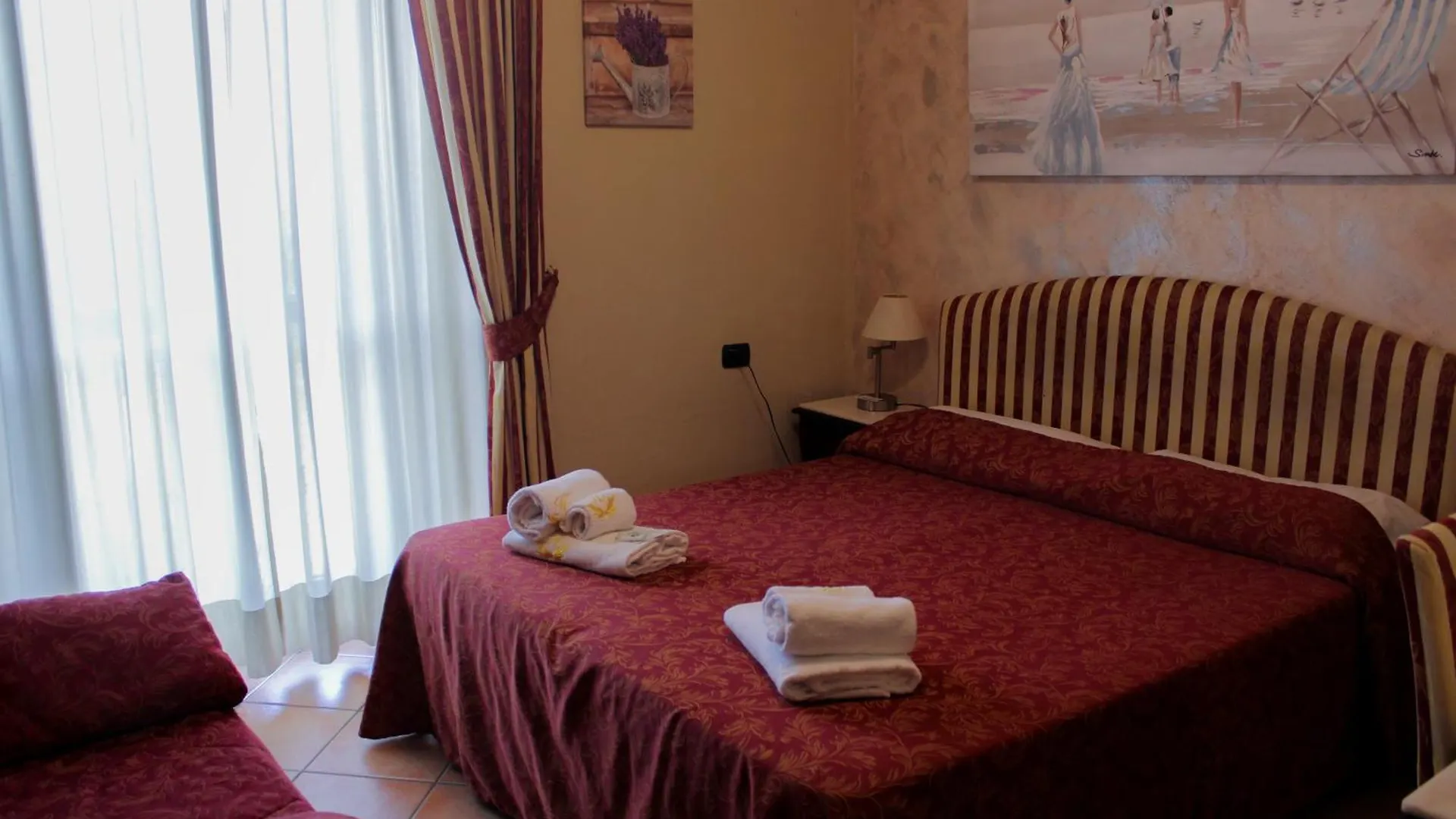 Bed & Breakfast Hotel Sicilia Milan Italy